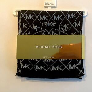 Michael Kors Scarf & Hat Set Metallic Logo Black Silver New